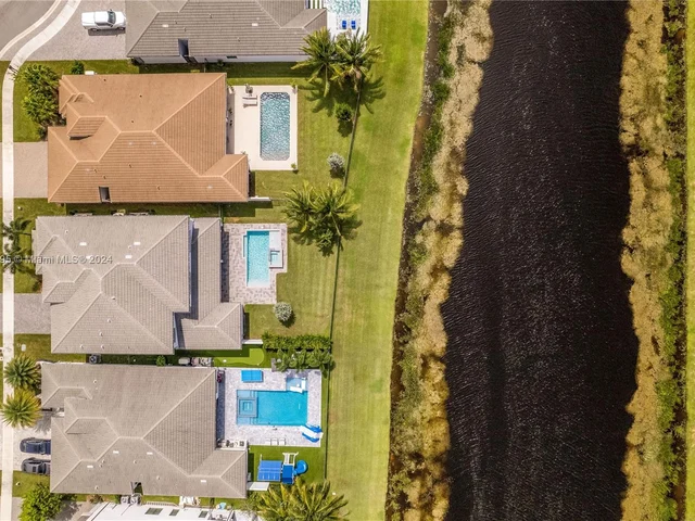8853 New River Falls Rd, Boca Raton FL 33496