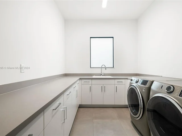 8853 New River Falls Rd, Boca Raton FL 33496