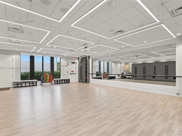 8853 New River Falls Rd, Boca Raton FL 33496