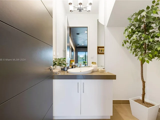 8853 New River Falls Rd, Boca Raton FL 33496