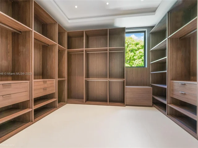 8000 SW 62nd Ct, Miami FL 33143