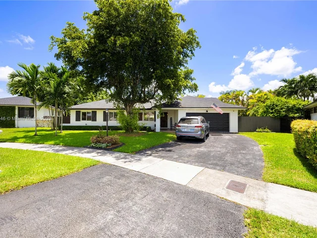 11444 SW 100th Ter, Miami FL 33176