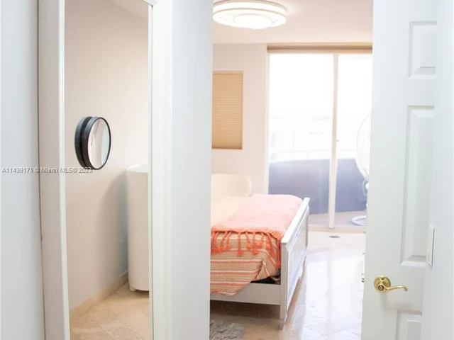 6301 Collins Ave # 807, Miami Beach FL 33141