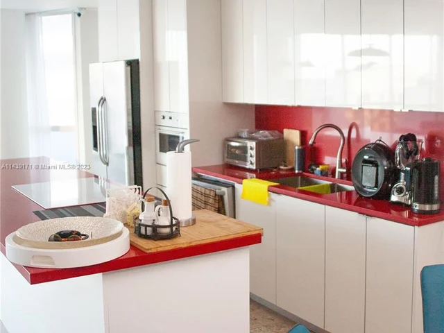 6301 Collins Ave # 807, Miami Beach FL 33141