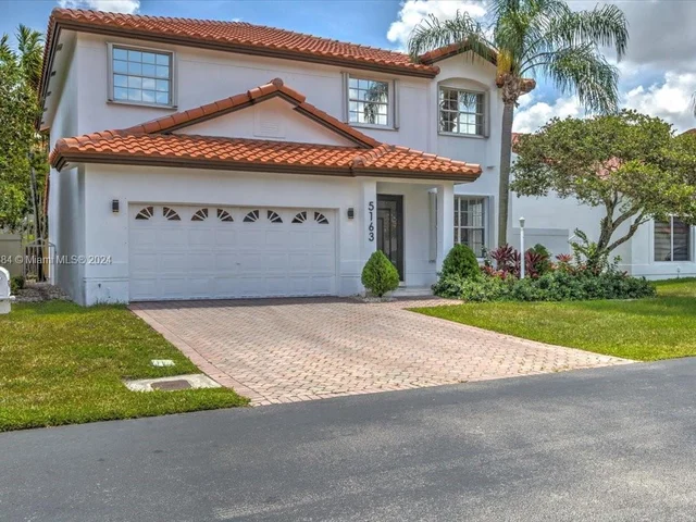5163 NW 106th Ave, Doral FL 33178