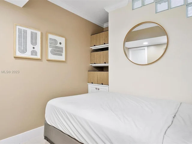 3801 S Ocean Dr # 1A, Hollywood FL 33019