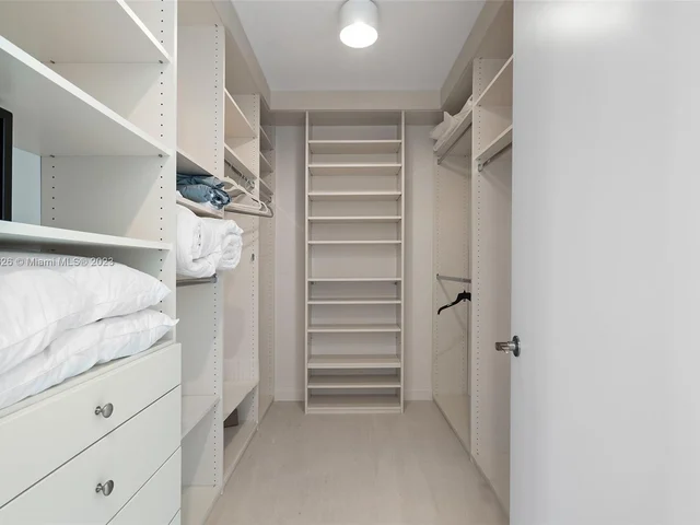 15901 Collins Ave # 1601, Sunny Isles Beach FL 33160