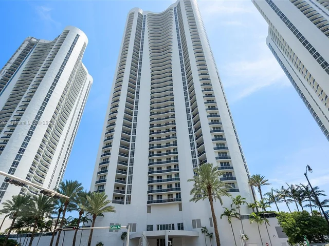 15901 Collins Ave # 1601, Sunny Isles Beach FL 33160