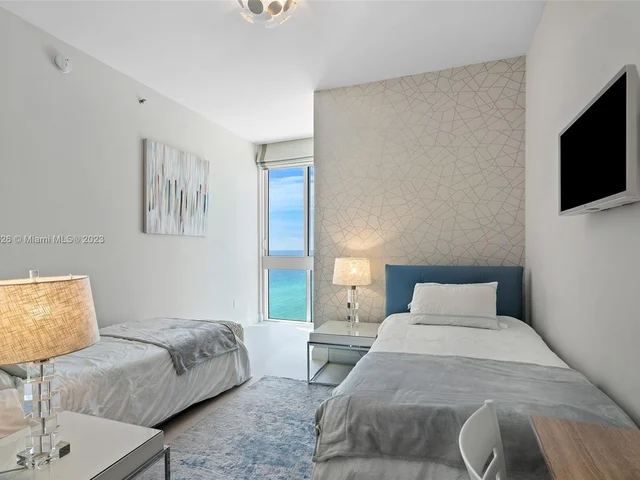 15901 Collins Ave # 1601, Sunny Isles Beach FL 33160