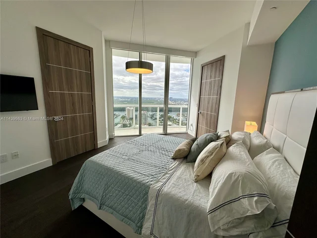 16001 Collins Ave # 3006, Sunny Isles Beach FL 33160