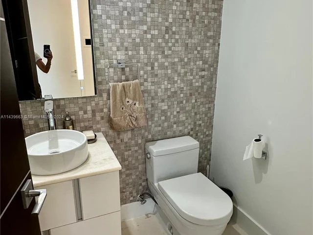 16001 Collins Ave # 3006, Sunny Isles Beach FL 33160