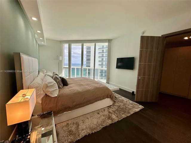 16001 Collins Ave # 3006, Sunny Isles Beach FL 33160