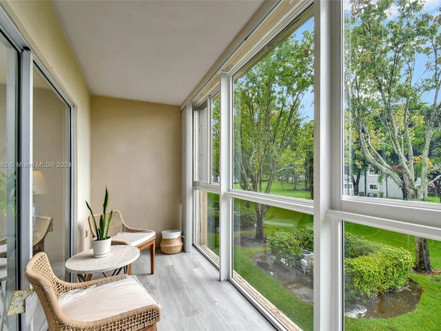 901 SW 138th Ave # 208C, Pembroke Pines FL 33027