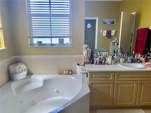 10709 SW 240th Ter, Homestead FL 33032