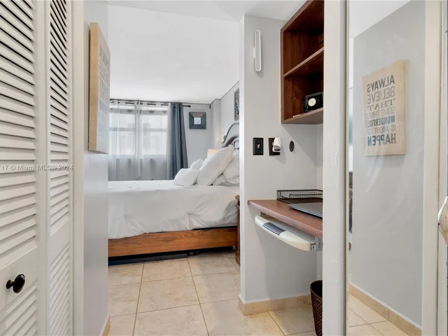 401 Ocean Dr # 324, Miami Beach FL 33139