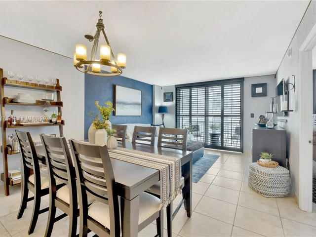 401 Ocean Dr # 324, Miami Beach FL 33139