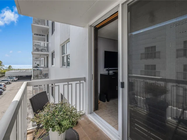401 Ocean Dr # 324, Miami Beach FL 33139