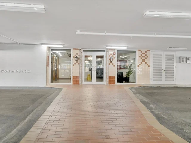 401 Ocean Dr # 324, Miami Beach FL 33139