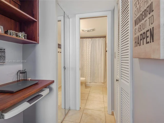 401 Ocean Dr # 324, Miami Beach FL 33139