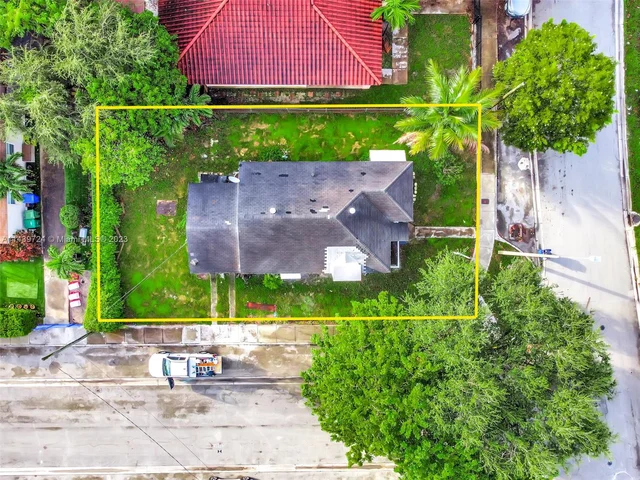 4921 NW 6th Ave, Miami FL 33127