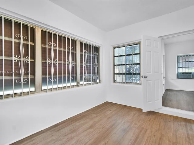 4921 NW 6th Ave, Miami FL 33127