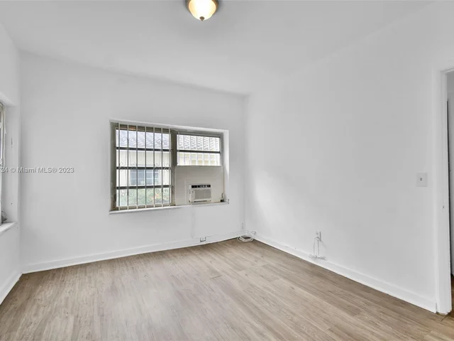 4921 NW 6th Ave, Miami FL 33127