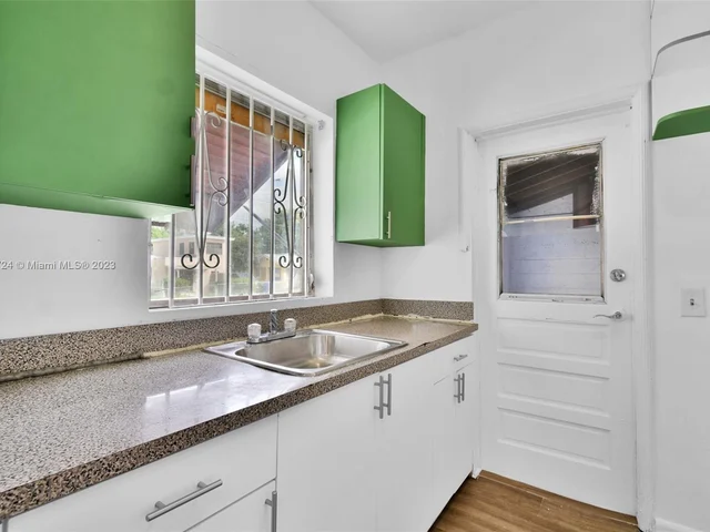 4921 NW 6th Ave, Miami FL 33127