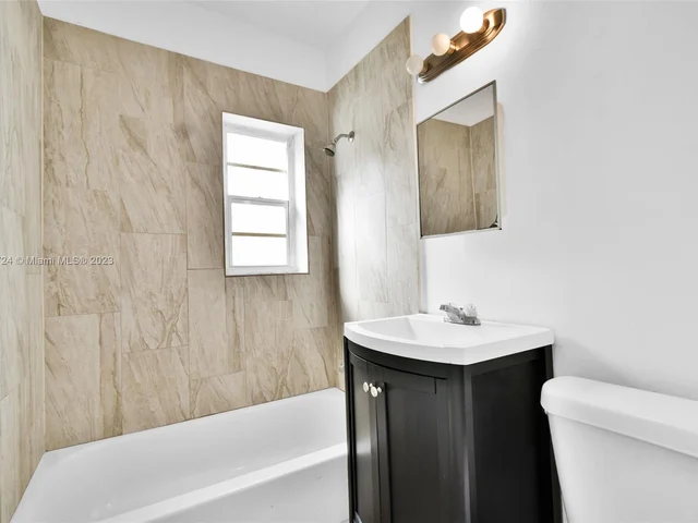 4921 NW 6th Ave, Miami FL 33127