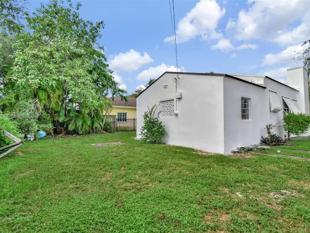 4921 NW 6th Ave, Miami FL 33127