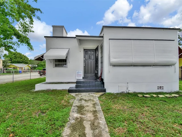 4921 NW 6th Ave, Miami FL 33127