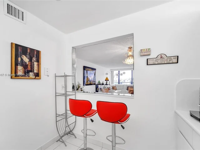 2301 S Ocean Dr # 306, Hollywood FL 33019