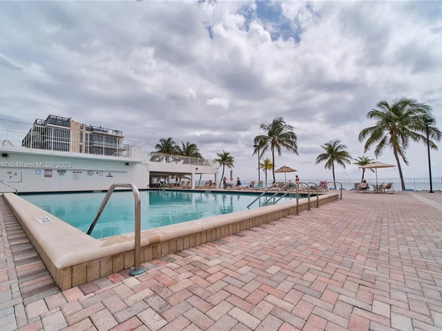 2301 S Ocean Dr # 306, Hollywood FL 33019