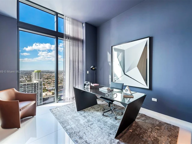 68 SE 6th Street, Miami FL 33131