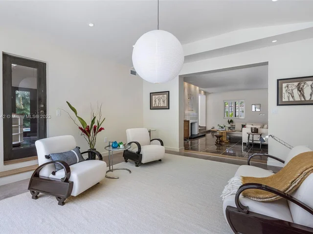 634 NE 56 ST, Miami FL 33137