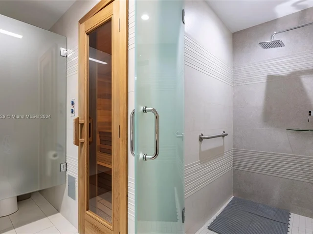 1912 S Ocean Dr # 11D, Hallandale Beach FL 33009