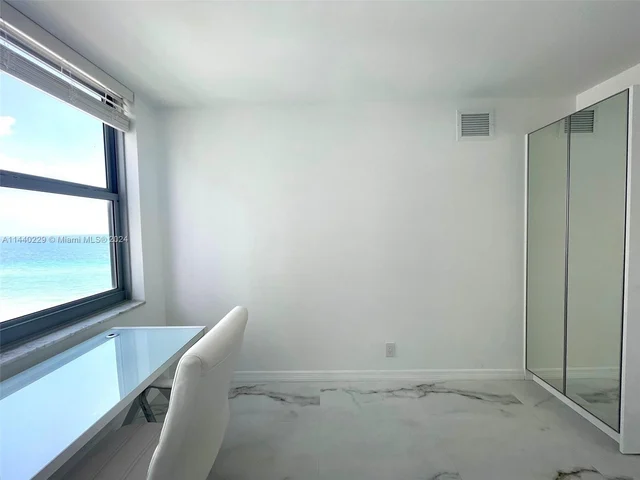 1912 S Ocean Dr # 11D, Hallandale Beach FL 33009