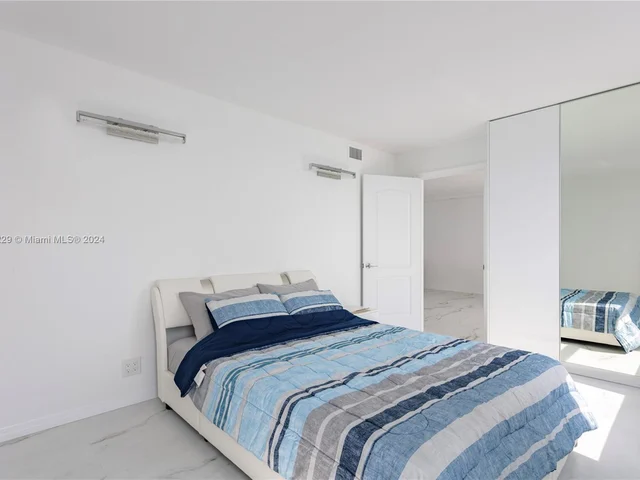 1912 S Ocean Dr # 11D, Hallandale Beach FL 33009