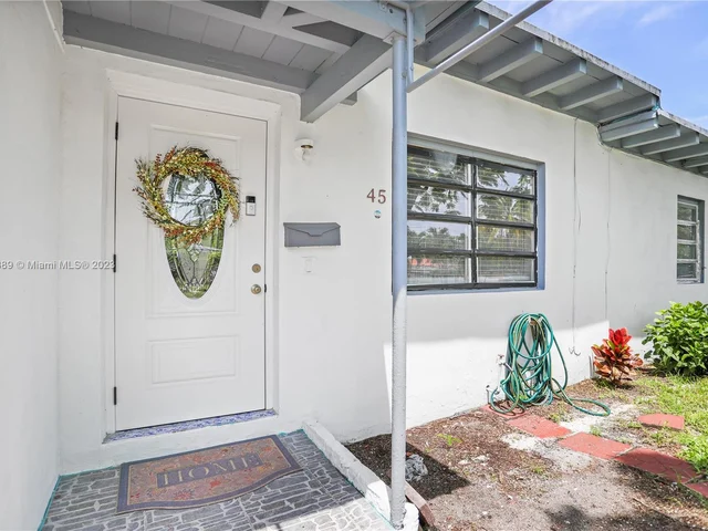 45 NW 127th St, North Miami FL 33168