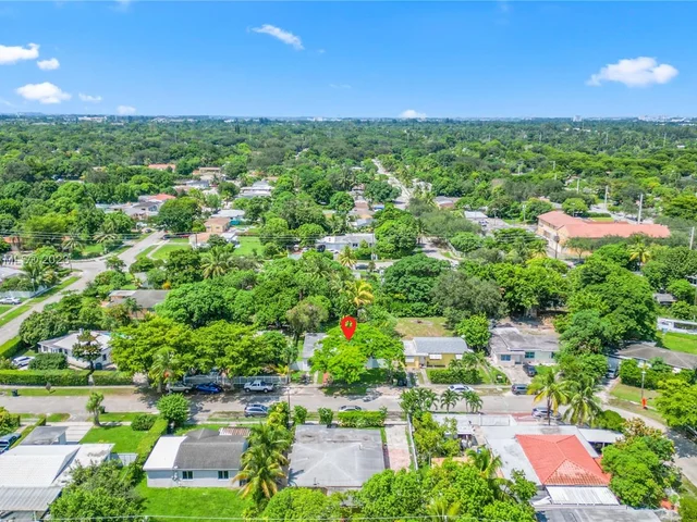 45 NW 127th St, North Miami FL 33168