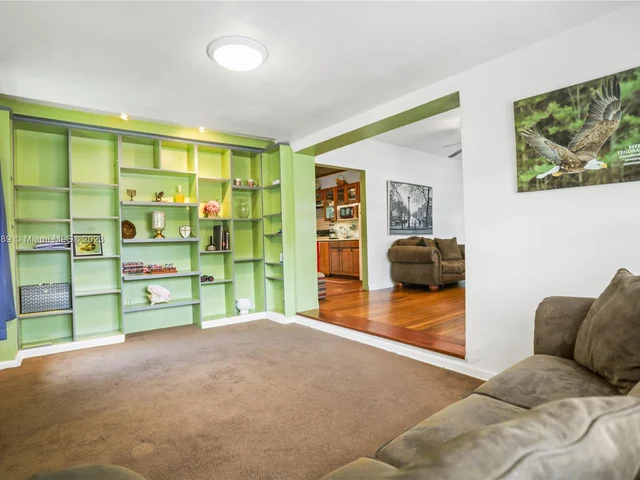 45 NW 127th St, North Miami FL 33168