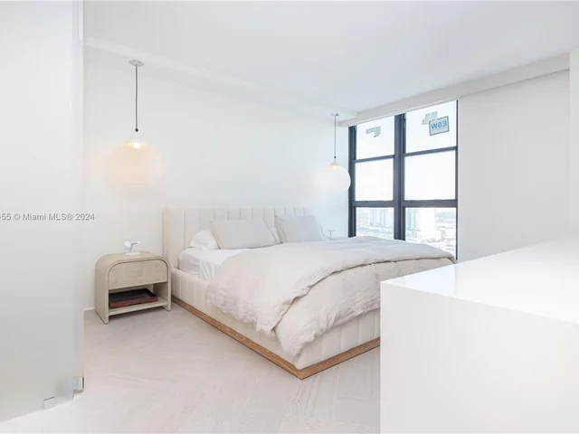 9 Island Ave # 2210, Miami Beach FL 33139