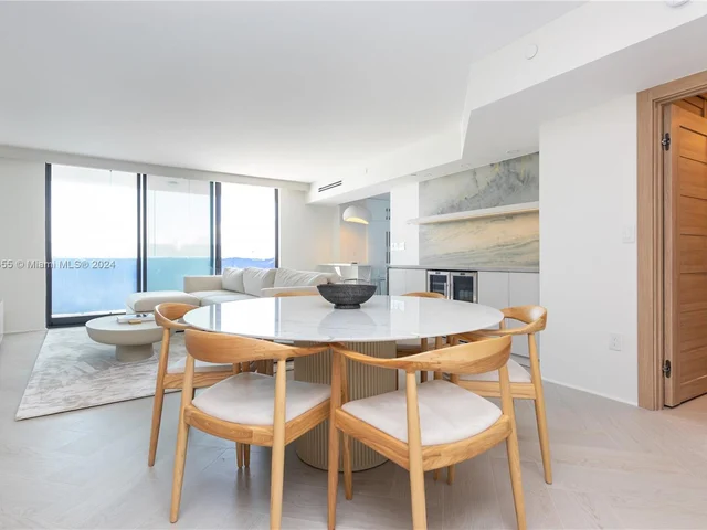 9 Island Ave # 2210, Miami Beach FL 33139