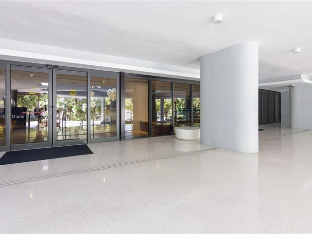 9 Island Ave # 2210, Miami Beach FL 33139