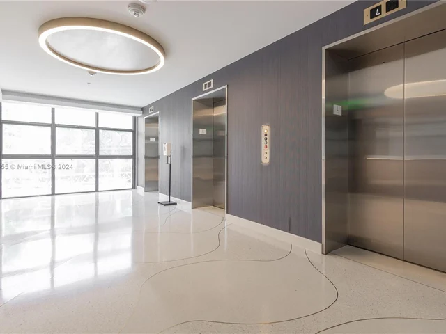 9 Island Ave # 2210, Miami Beach FL 33139