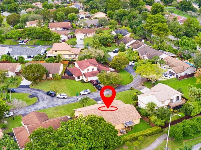 4861 SW 147th Ct, Miami FL 33185