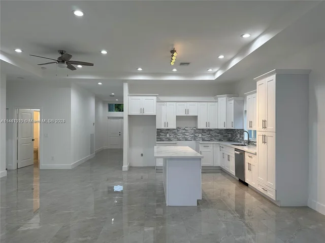 3080 NW 11 St, Fort Lauderdale FL 33311