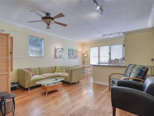 1027 Pennsylvania Ave # 103, Miami Beach FL 33139