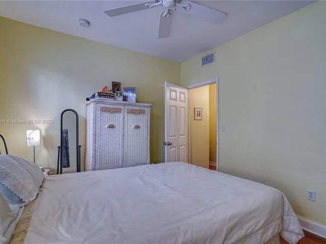 1027 Pennsylvania Ave # 103, Miami Beach FL 33139