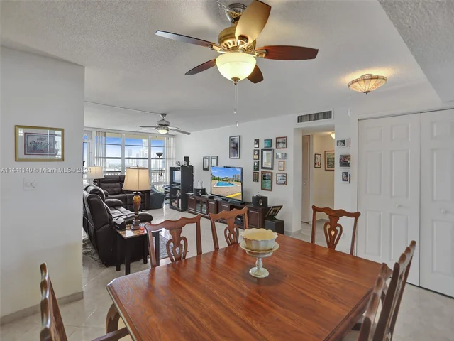 231 174th St # 1816, Sunny Isles Beach FL 33160