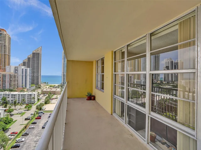 231 174th St # 1816, Sunny Isles Beach FL 33160